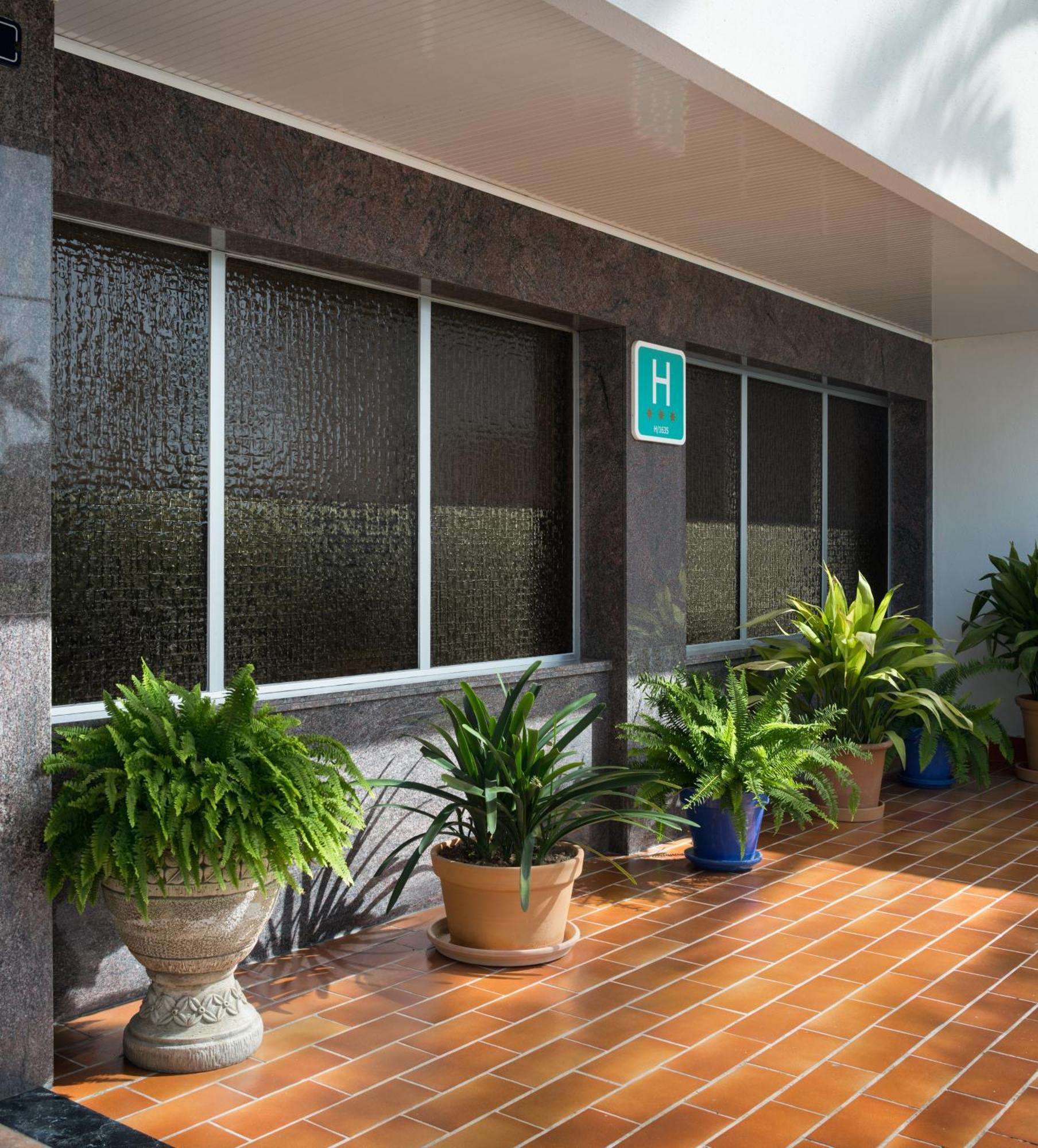 Foners (adults Only) Hotell
